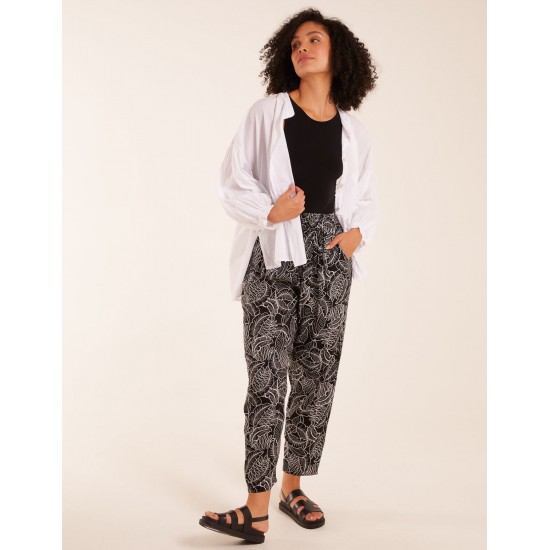 Leaf Print Capri Trousers